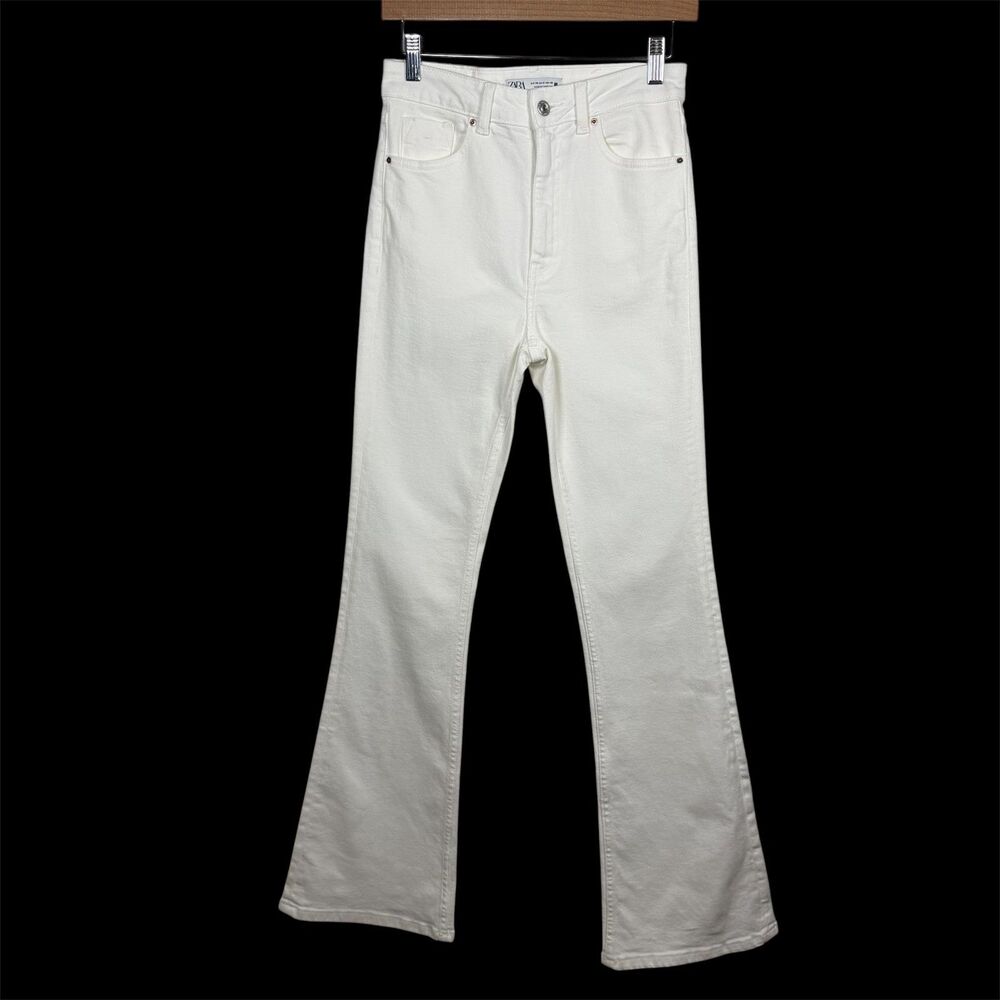 Zara Jeans Size 6 White Wide Leg High Rise Minimalist Bohemian Classic Neutral
